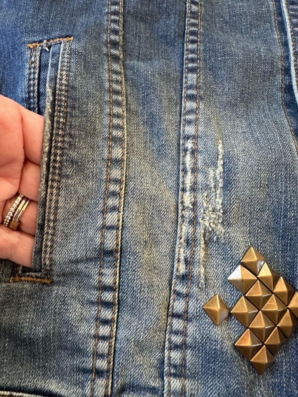 Zara Men’s Denim Couture Jean Vest Distressed & Embellished Medium - Picture 7 of 14